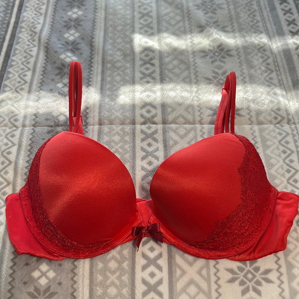 Victoria’s Secret Push Up Bra
